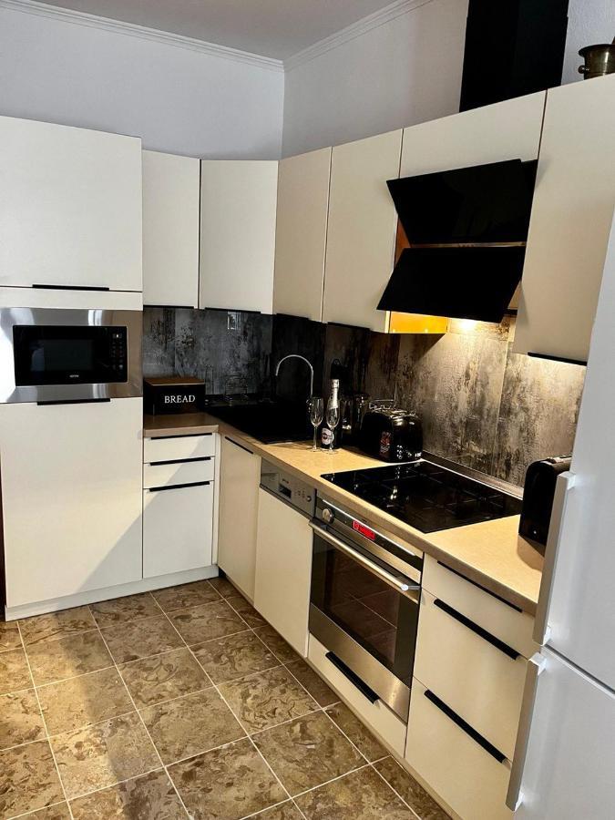 Varga Apartman Sopron Exteriör bild