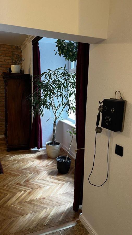 Varga Apartman Sopron Exteriör bild
